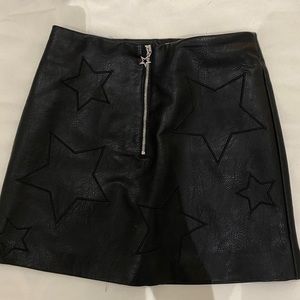 Faux Leather Skirt ⭐️ size 4